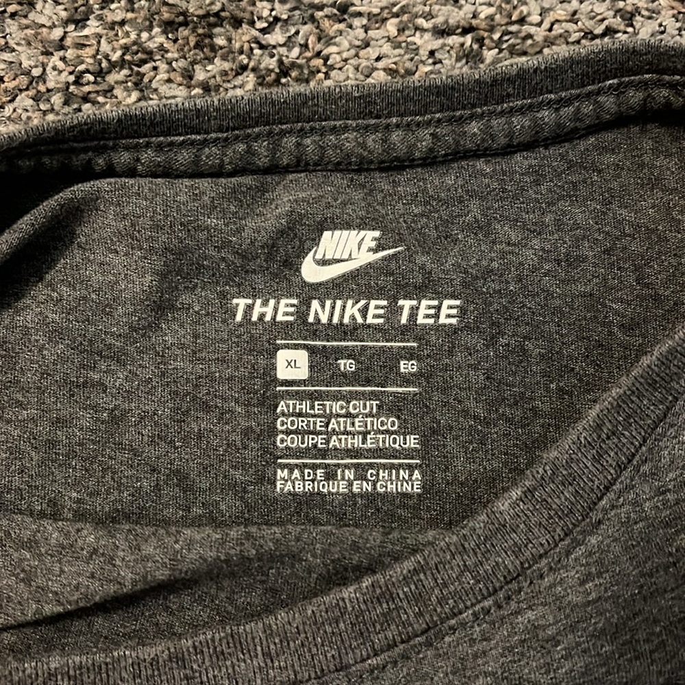 Nike t-shirt - Picture 3 of 3